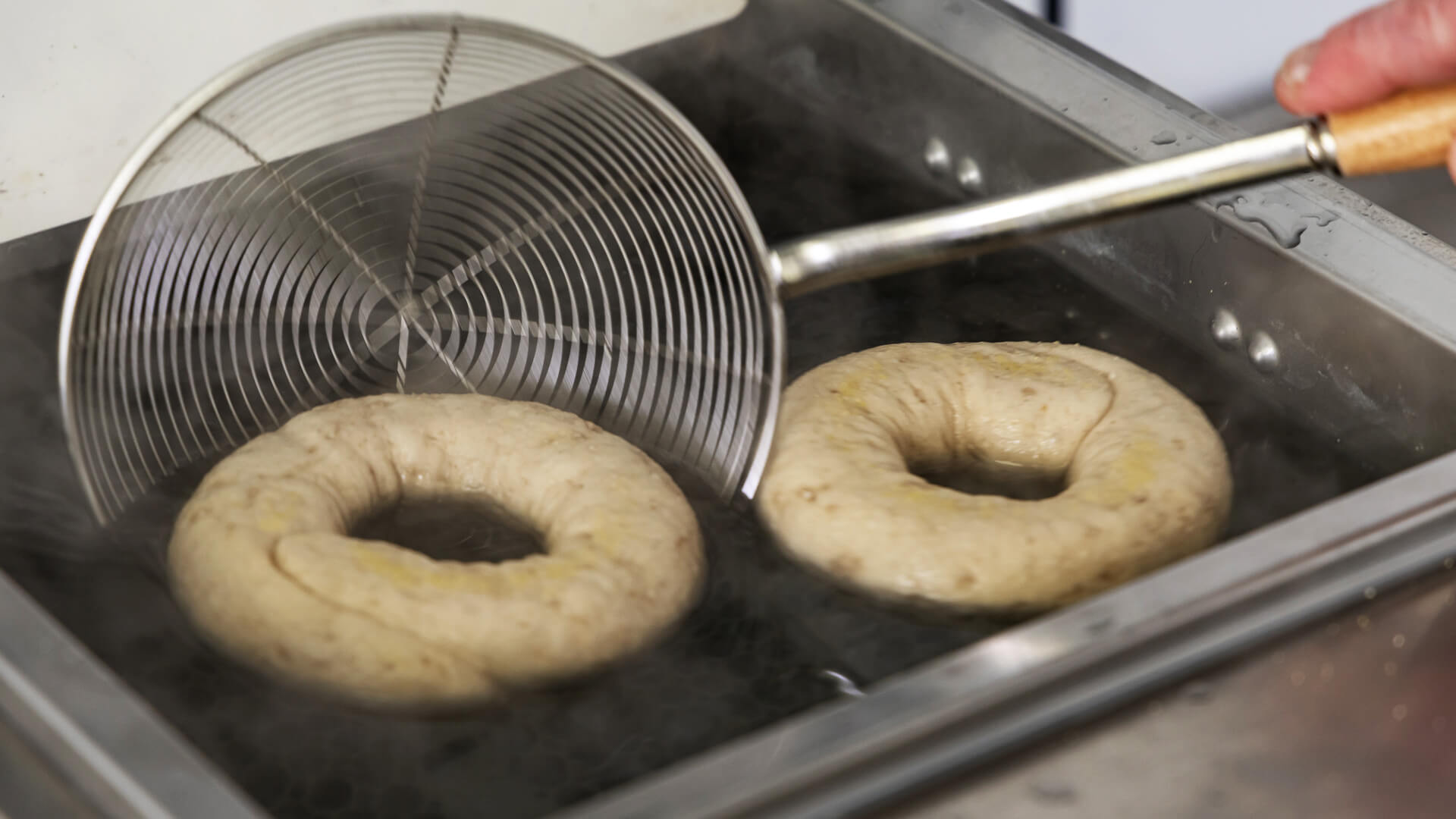 AB Mauri / H3: H3 high-fibre bagels