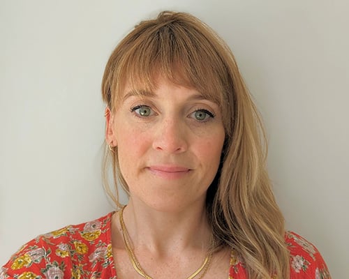 Amy headshot 2.jpg